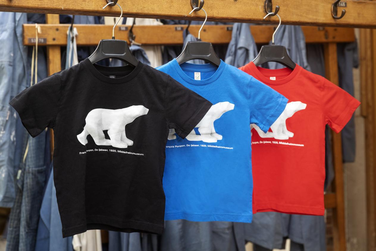 Drie t-shirts met ijsbeer van Pompon 