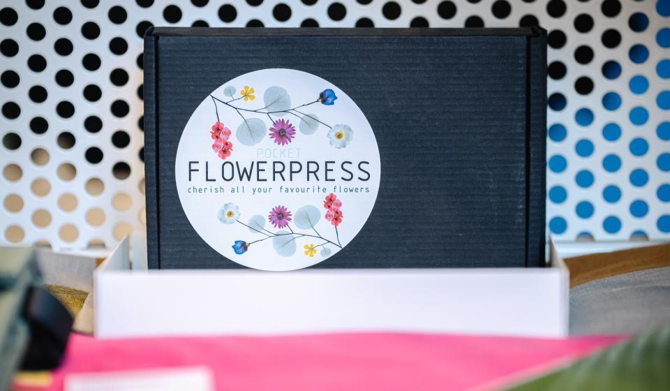 Zicht op Flowerpress gepresenteerd in museumshop